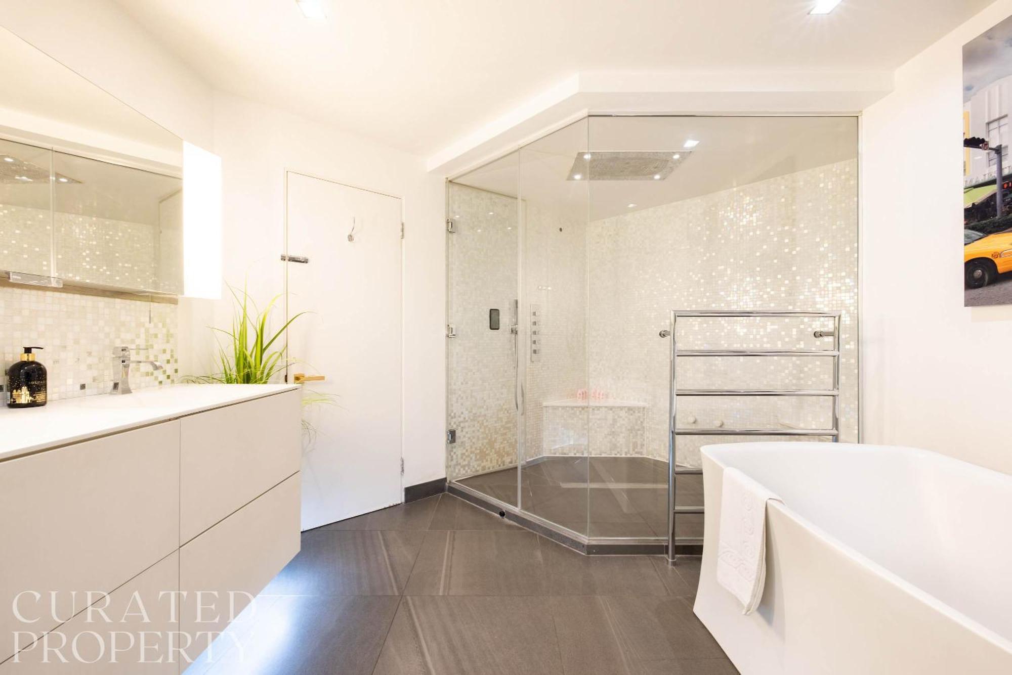 Amazingly Luxurious Loft Apartment, Soho - 3 Bedrooms, 2 Bath & Office London Luaran gambar