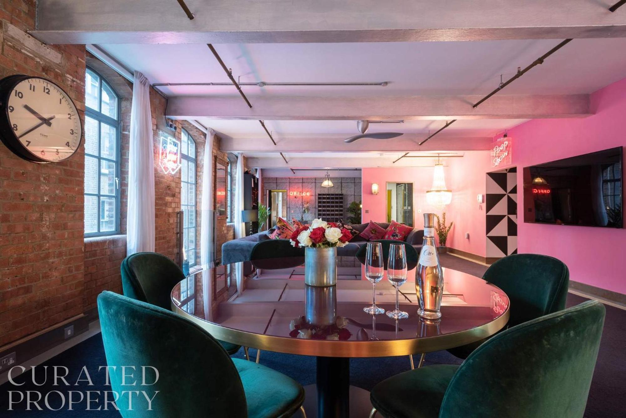 Amazingly Luxurious Loft Apartment, Soho - 3 Bedrooms, 2 Bath & Office London Luaran gambar